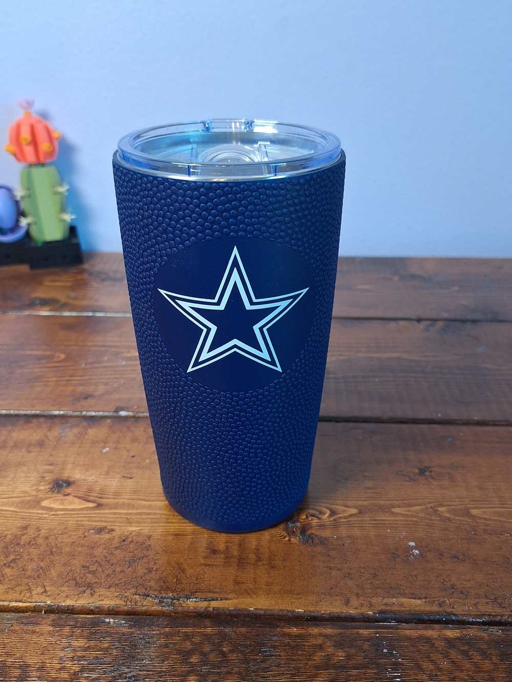 *NWT* Officially Licensed Dallas Cowboys 20oz Stainless Steel Tumbler.